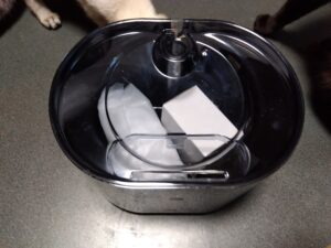 激安　通販　Temu　猫　ペット　給水器　FT666　2.2リットル　黒　口コミ